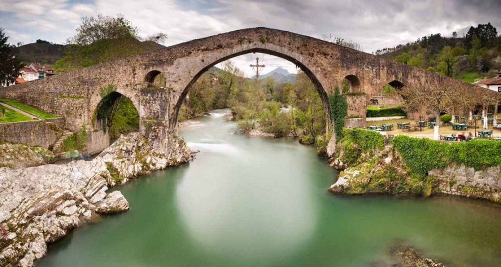 Circuit 8 Days and 7 Nights in Asturias and North of Galicia