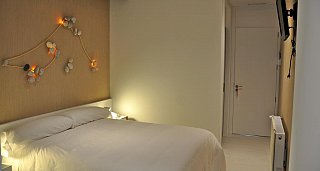 Circuit at your own pace through Rías Altas & Costa da Morte in hotels