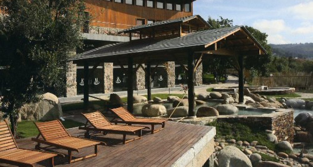 Circuit at your own through the interior of Galicia. Hotels
