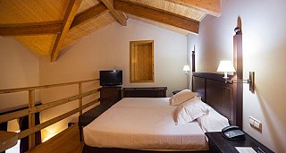 Circuit at your own through the interior of Galicia. Hotels