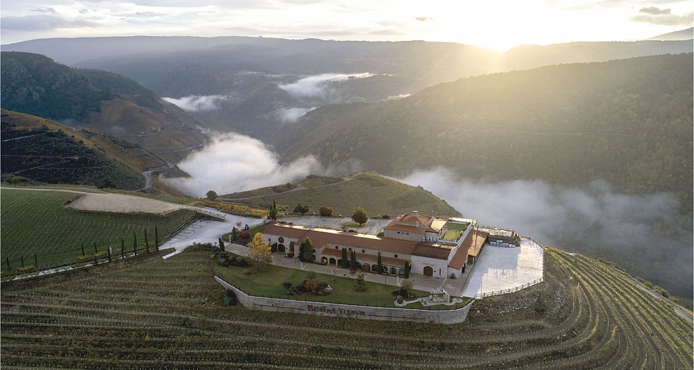 Escapada Enológica D.O. Ribeira Sacra y Monasterio San Vicente do Pino