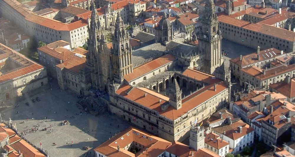 Escapada Termal y Gastronómica en Santiago de Compostela