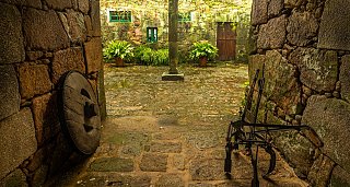 Gastro - Oenological getaway at manor houses of Galicia