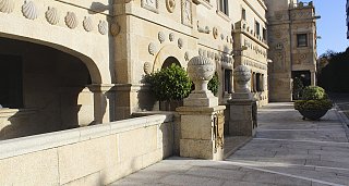 Gastro - Oenological getaway at manor houses of Galicia