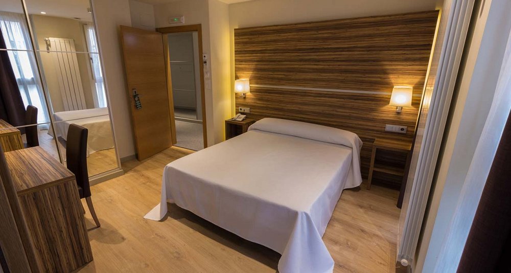Gastronomic and Oenological Getaway in Ourense