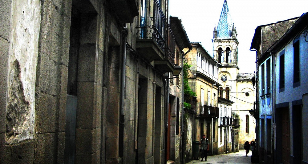 Private transfer from Santiago de Compostela to Sarria
