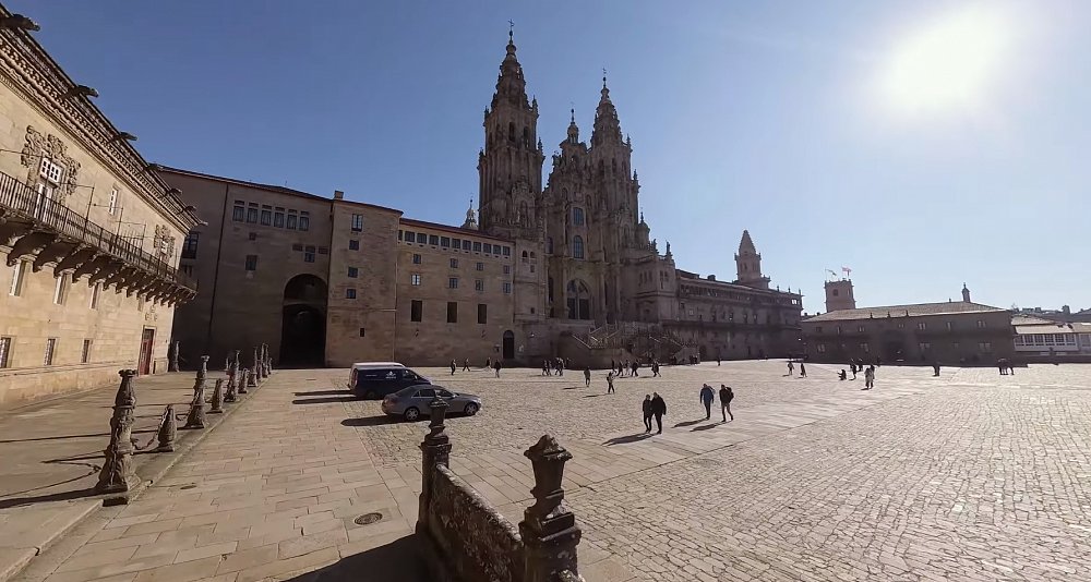 Últimos 100 Km del Camino de Santiago Frances a pié en Albergue.