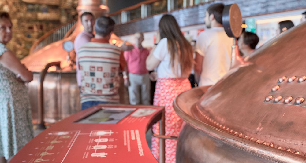 Visita Guiada MEGA Mundo Estrella Galicia